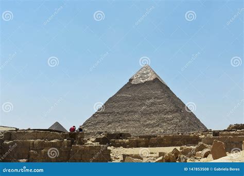 A Pir Mide De Giza O Cairo Egito Foto De Stock Imagem De Possa