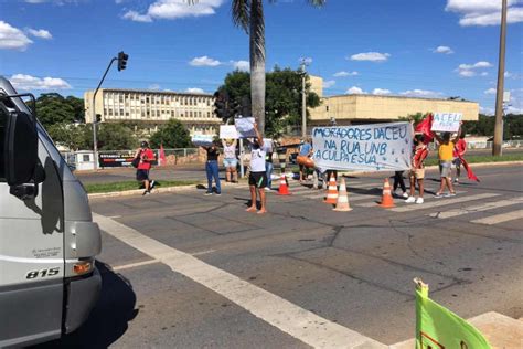 Alunos Da Unb Protestam Ap S Receberem Comida Larvas E Insetos