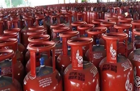 Lpg Cylinder Price Hike Just Before Interim Budget Commercial Gas