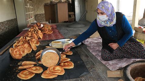 Doğu Anadolu da sahur sofralarının vazgeçilmez lezzeti Tandır ketesi