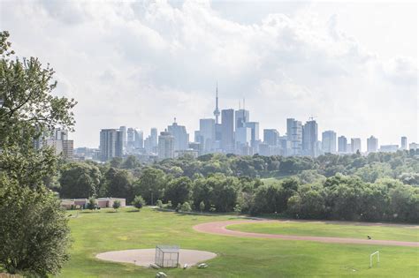 Riverdale Park East In Toronto Is More Than Just An Epic Lookout Point