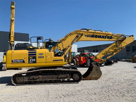 Komatsu Pc Lci Crawler Excavators Construction Equipment