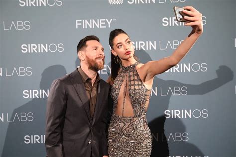 Yael Shelbia And Lionel Andrés Messi Cuccittini Rsexywomanoftheday