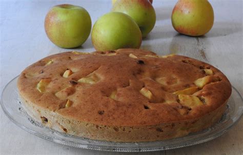 Gateau Aux Pommes Raisins Secs Et Au Sirop Dérable Ma Petite