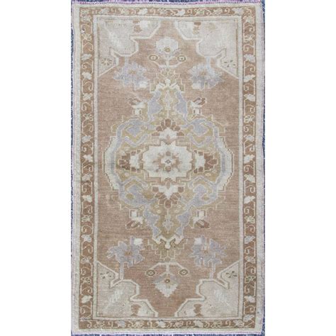 Muted Vintage Turkish Oushak Rug With Central Medallion In Gray Ivory