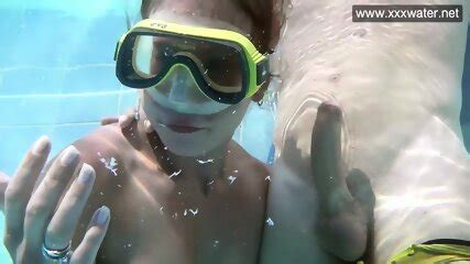 Hardcore Blowjob Underwater Minnie Manga