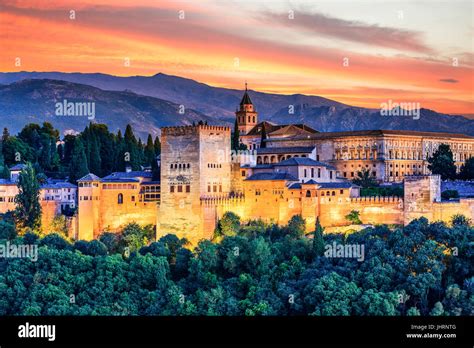 Alhambra of Granada, Spain. Alhambra fortress at sunset Stock Photo - Alamy