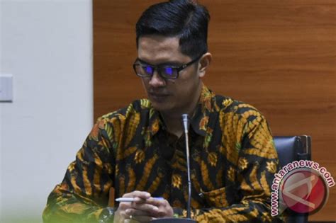 Kpk Panggil Enam Saksi Untuk Irwandi Yusuf Antara News