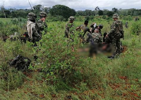 Cinco Militares Resultaron Heridos Al Caer En Campo Minado En El