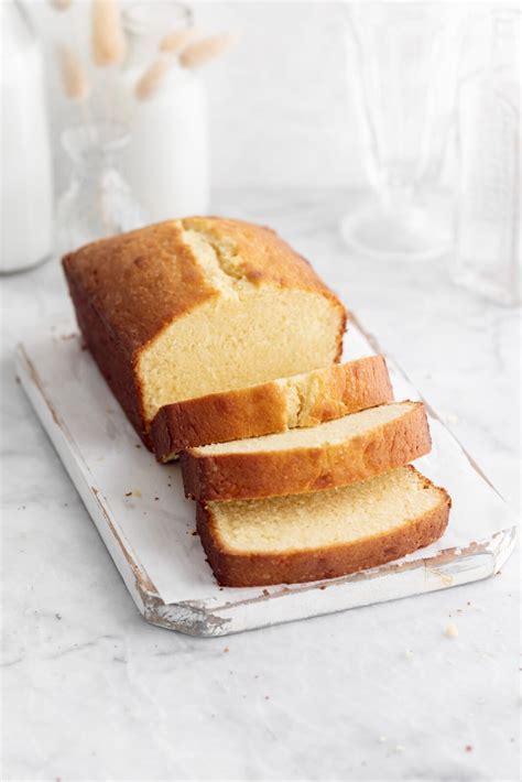 The Best Pound Cake