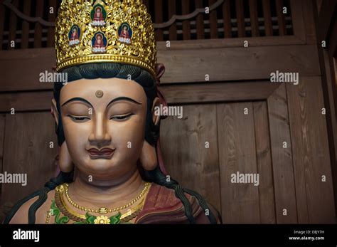 Gold Buddha Chi Lin Buddhist Nunnery Hong Kong China Stock Photo Alamy