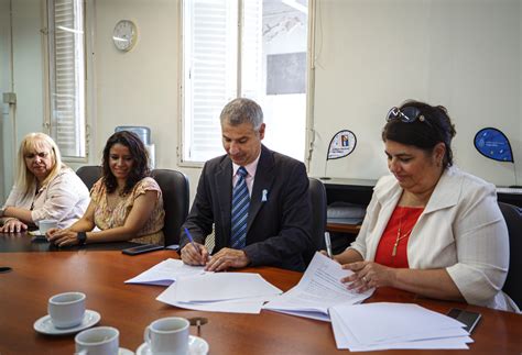 Firma De Convenio Marco Entre El Instituto Nacional Del Teatro Y La