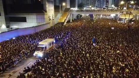 Hong Kong Protesters Allow Ambulance To Pass Through Massive Protest March News Times Of