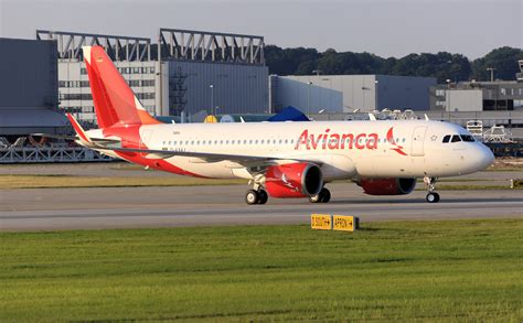 Airbus A320 251N Avianca Brasil D AXAJ PR OBL MSN 7854 AIB