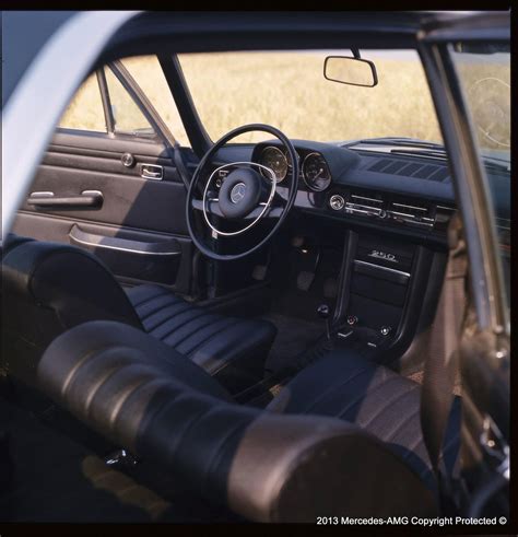 Interior of the W114 /8 250 Sedan. Mercedes W114, Mercedes Benz Cars, Mercedes Interior, Merc ...