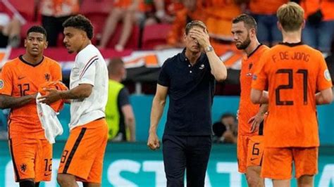 EURO 2020 den elenen Hollanda da teknik direktör Frank de Boer un