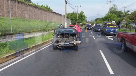 Tres Personas Resultan Lesionadas Tras Fuerte Accidente Registrado En