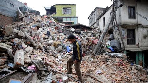 Nepal Mehr Als 3200 Tote Nach Erdbeben Im Himalaya DER SPIEGEL