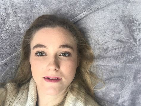 Un maquillage nude pour les fêtes Comme On Est