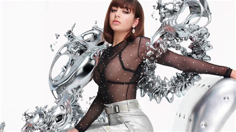 Charli Xcxs London Pop 2 Show Confirms Her Innovator Status