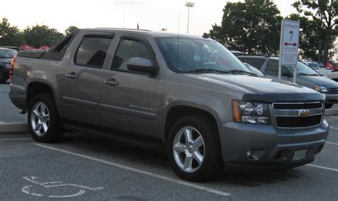 2007 Chevrolet Avalanche - Information and photos - MOMENTcar