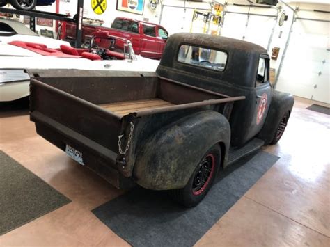 1951 Chevy 3 Window Short Bed Badass SBC 350 V8 Hotrod Patina Ratrod