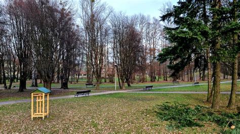 Karmnik Miejski Park Solidarności Tychy dobre miejsce