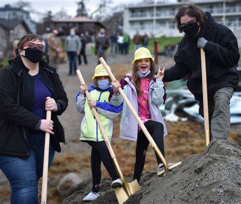 Family breaks ground for Habitat for Humanity home | South Whidbey Record