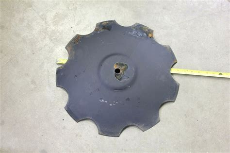 18 Notched Disk Blade With 3 4 Round Hole 1 3 4 Concave EBay