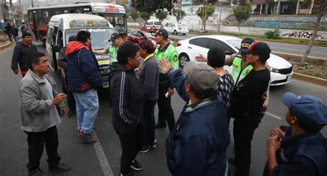 Independencia Transportistas Protestan Contra Reordenamiento Vehicular