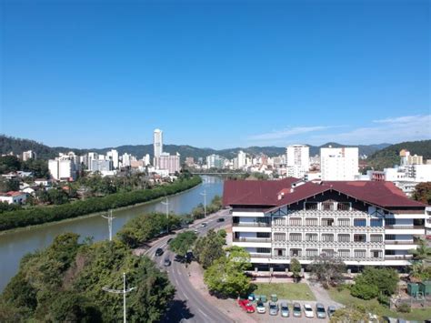 Campanha De Blumenau Sobre Lixo Recolhido Em Rios Ganha Destaque Em