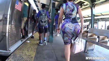 Honest Latina Phat Readend