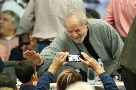 Lula Mira A Classe Média Em Nova Carta Eleitoral Estadão