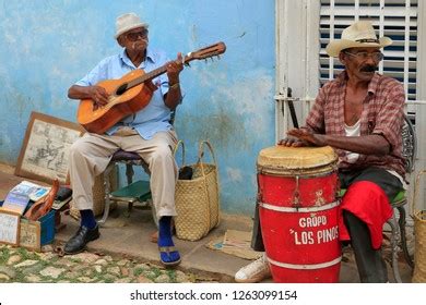 532 Cuban street party Images, Stock Photos & Vectors | Shutterstock