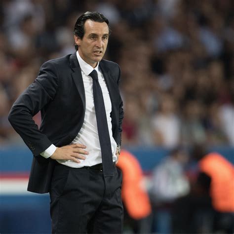 Psg Unai Emery Doit Rester Pour Des Amateurs De Football