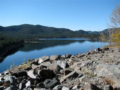 10 Lakes In South Dakota For Amazing Views Scenic States