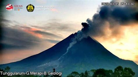 UPDATE Gunung Merapi Minggu 2 April 2023 Ada 6 Kali Guguran Lava