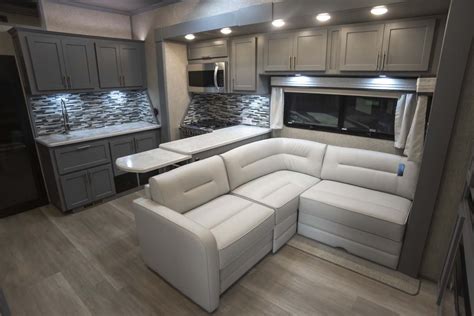 Luxe Toy Hauler Fb Luxe Th Wheel Luxury Rvs