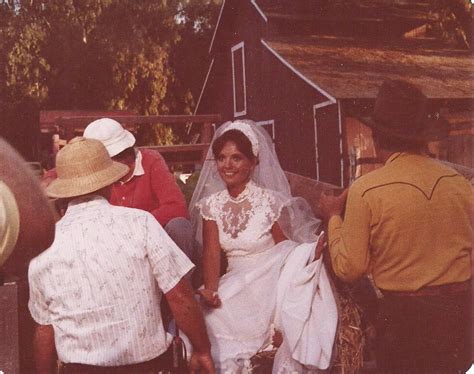 Dawn Wells Actors Couple Photos Getting Married