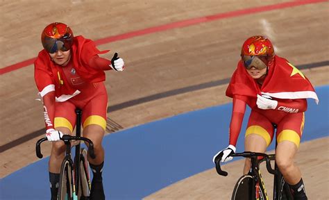 China S World Record Run Secures 1st Track Cycling Gold Daily Sabah