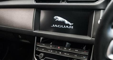 Jaguar XF X260 InControl Apple CarPlay Android Auto