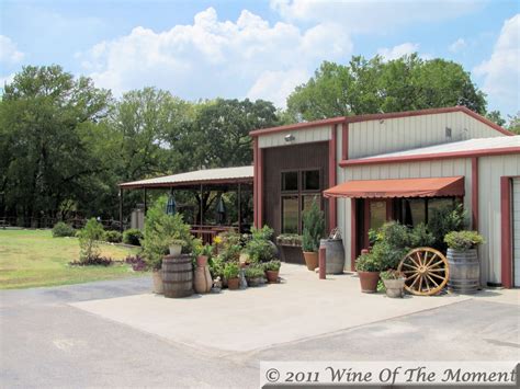 Wine Of The Moment Lone Oak Winery Burleson Texas