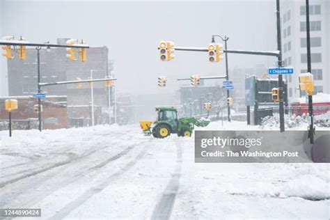 Snow Plow New York Photos and Premium High Res Pictures - Getty Images