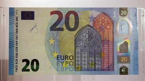 Voici le nouveau billet de 20 euros, qui sera mis en circulation en ...