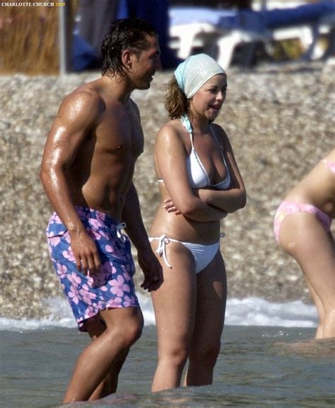 Naked Шарлотта Черч Added by