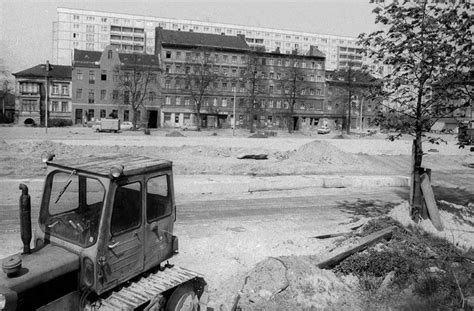 Ddr Fotoarchiv Berlin Baustelle Zum Neubau Der Stra E Alt