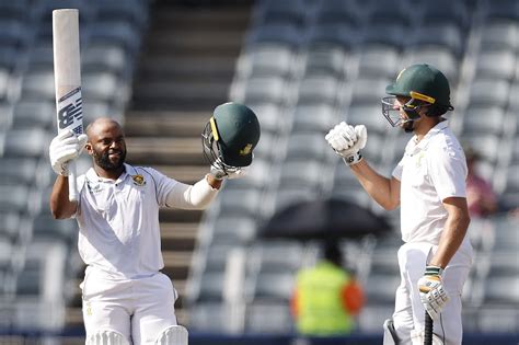 Temba Bavuma celebrates his century | ESPNcricinfo.com