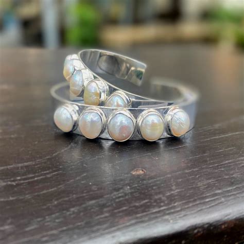 Baroque Pearl Cuff Bracelet Acornnursery