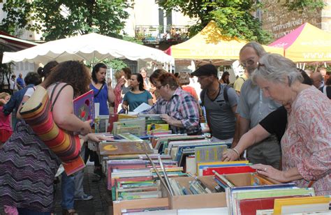 Médiathèque La foire aux livres déclassés a battu son plein sous le