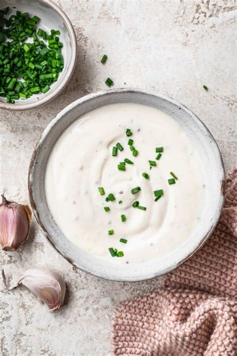 Creamy Garlic Salad Dressing Recipe Quick And Easy